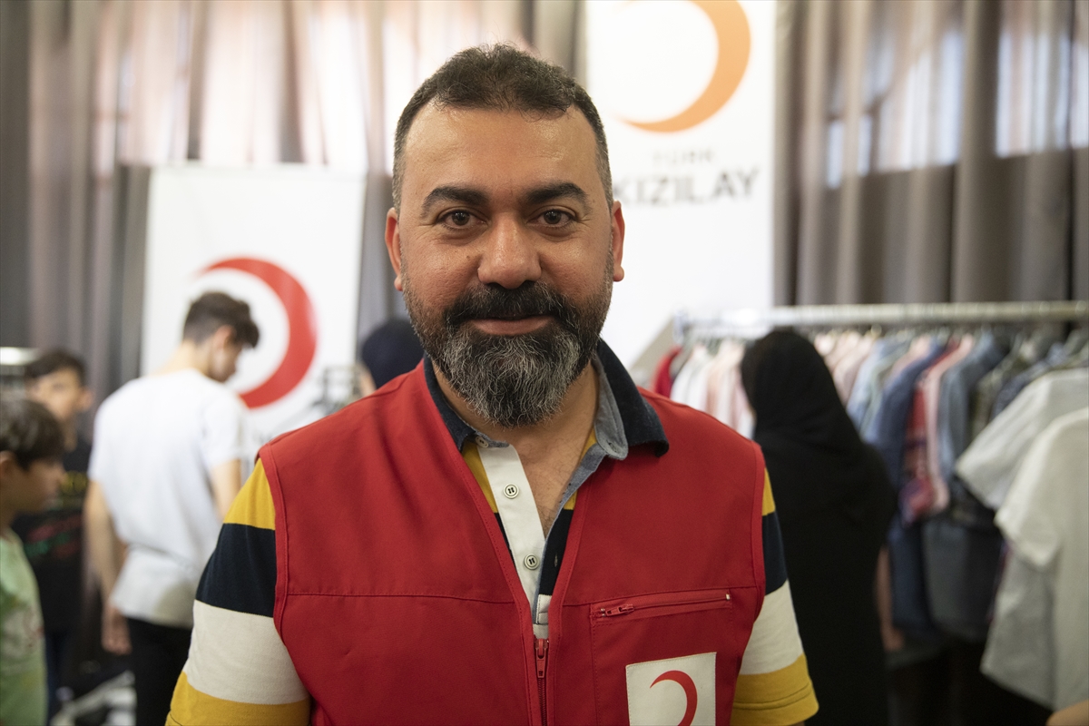 Türk Kızılayı'ndan İhtiyaç Sahiplerine Yardım
