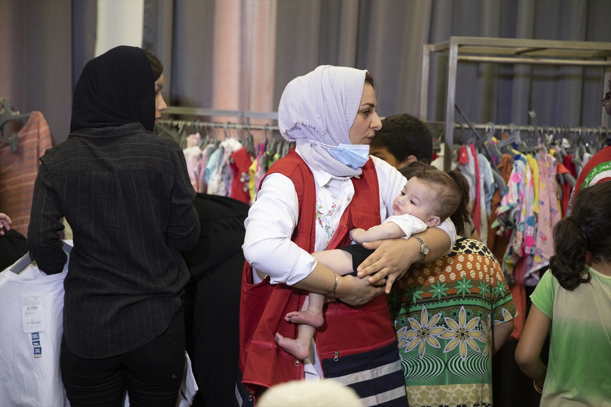 Türk Kızılayı'ndan İhtiyaç Sahiplerine Yardım