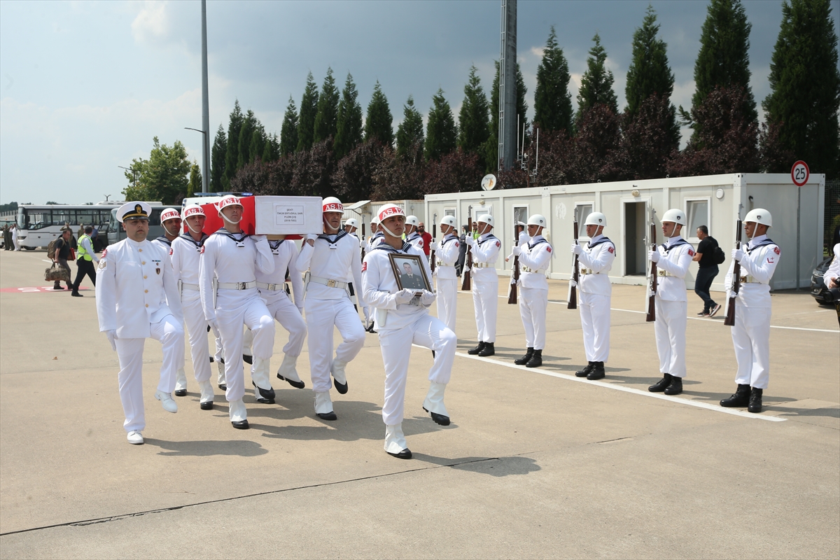 Şehit Piyade Uzman Çavuş'un Naaşı Memleketine Götürüldü