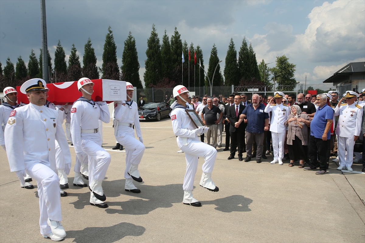 Şehit Piyade Uzman Çavuş'un Naaşı Memleketine Götürüldü