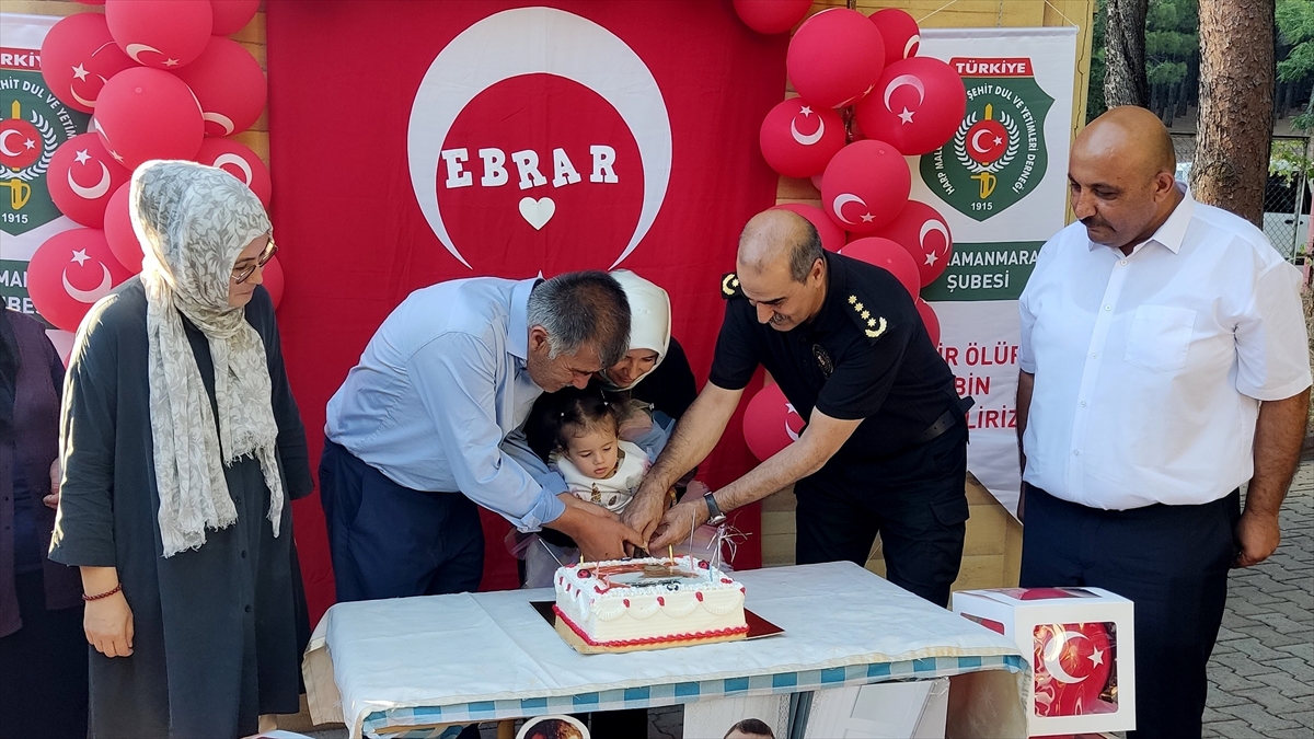Kahramanmaraş'ta şehit polisin 1 yaşına giren kızı için doğum günü sürprizi