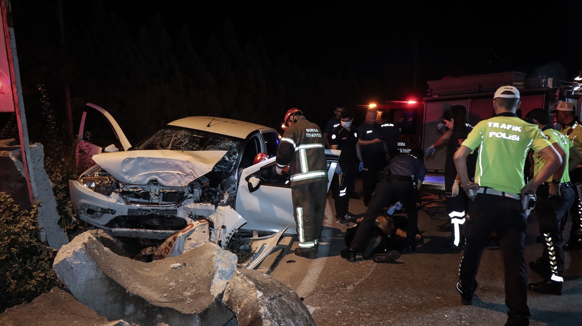 Bursa'da Kaza! 1 Ölü 2 Yaralı