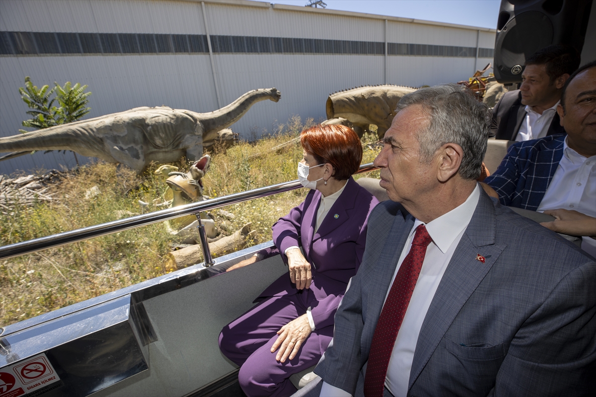 İYİ Parti Genel Başkanı Meral Akşener, Ankara Büyükşehir Belediyesine devredilen ANKAPARK'ı ziyaret etti.