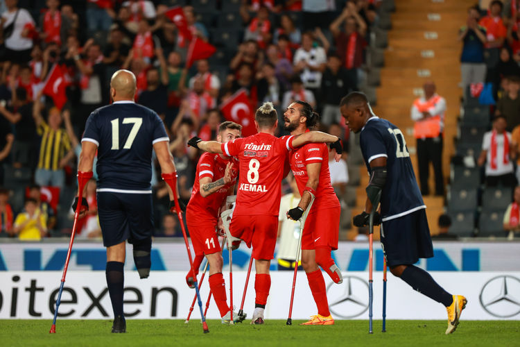 Ampute Futbol Milli Takımı, Fransa'yı 3-0 Yendi