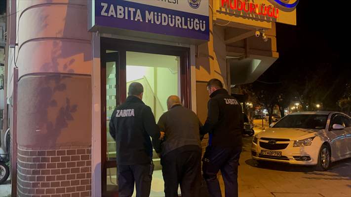 Yalova'da Zabıta Denetiminde Dilencinin Üzerinden 12 Bin Lira Çıktı