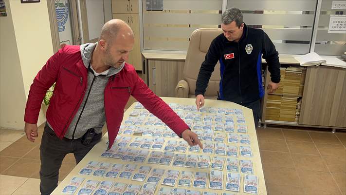 Yalova'da Zabıta Denetiminde Dilencinin Üzerinden 12 Bin Lira Çıktı