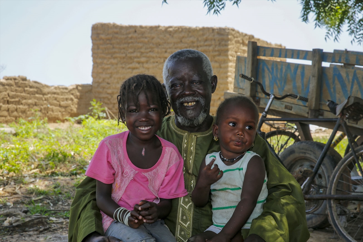 İHH, Mali'de 400 Katarakt Hastasını Ameliyat Ettirdi 