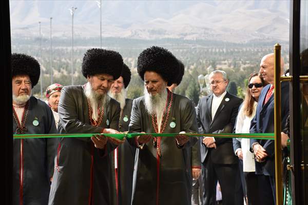 Türkmenistan’da Uluslararası Sağlık Ve Bilim Fuarı Başladı