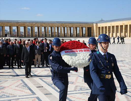 Gençlerbirliği'nden Anıtkabir'e Ziyaret