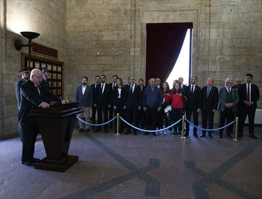 Gençlerbirliği'nden Anıtkabir'e Ziyaret