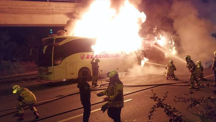 Ankara'da Seyir Halindeki Yolcu Otobüsü Yandı
