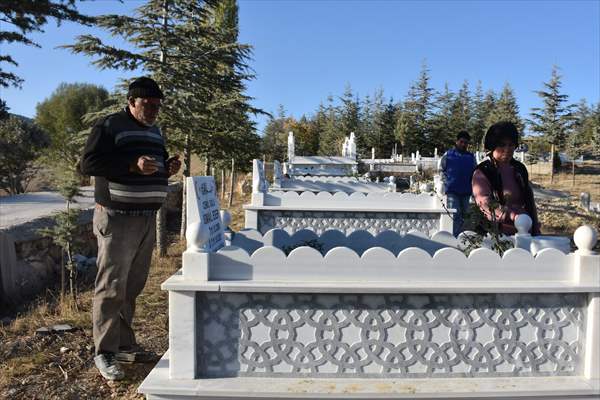 Afyonkarahisar'da 5 Öğrencinin Hayatını Kaybettiği Kazanın Acısı İlk Günkü Gibi Taze