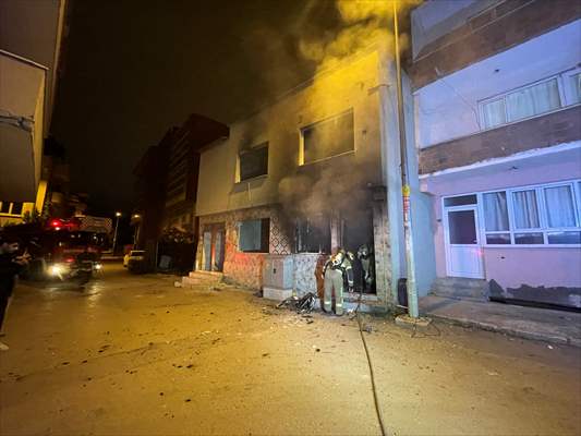 Bursa'da 5 Gün Önce Yanan Evde Yeniden Yangın Çıktı