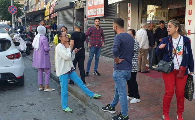 Ege Denizi'nde 4,1 Ve 4 Büyüklüğünde İki Deprem Oldu