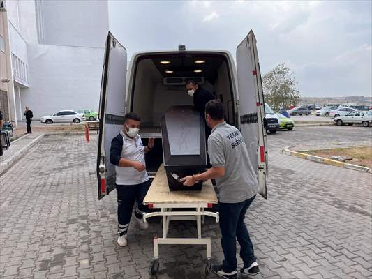 Nevşehir'de Balon Kazasında Ölen 2 Turistin Cenazesi Ankara'ya Gönderildi