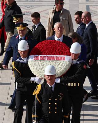 İsrail Savunma Bakanı Gantz, Anıtkabir'i Ziyaret Etti