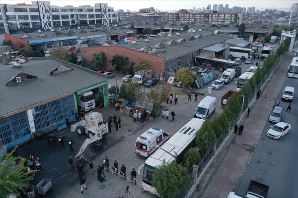 İstanbul'da Oto Sanayi Sitesinde Meydana Gelen Patlamada 1 Kişi Öldü, 3 Kişi Yaralandı