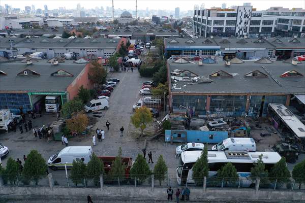 İstanbul'da Oto Sanayi Sitesinde Meydana Gelen Patlamada 1 Kişi Öldü, 3 Kişi Yaralandı