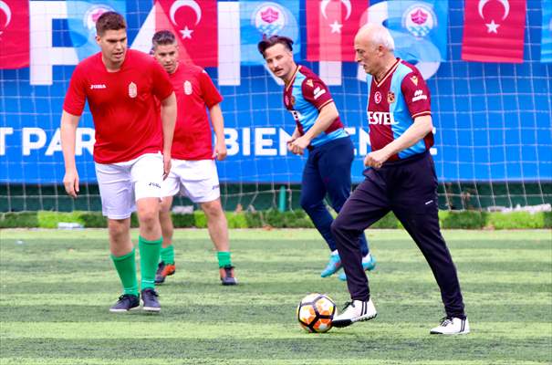 Trabzon'da Türkiye-Macaristan Dostluk Maçı Oynandı