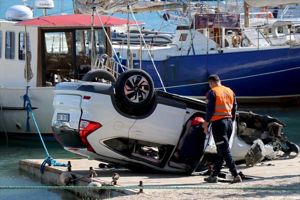 Muğla'da Otomobilin Denizdeki Yüzer İskeleye Düştüğü Kazada 6 Kişi Yaralandı