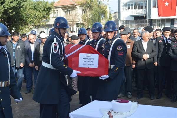 Sivas'ta Trafik Kazasında Hayatını Kaybeden Uzman Çavuşun Cenazesi Afyonkarahisar'da Defnedildi