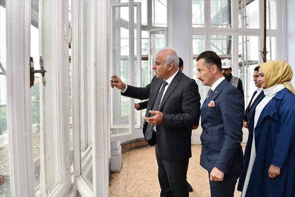 Atatürk Köşkü'nde Restorasyon Çalışmaları Devam Ediyor