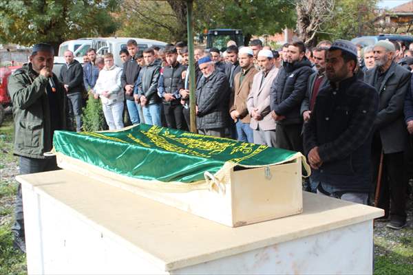Samsun'daki Kazada Yaşamını Yitiren İki Lise Öğrencisinin Cenazeleri Toprağa Verildi