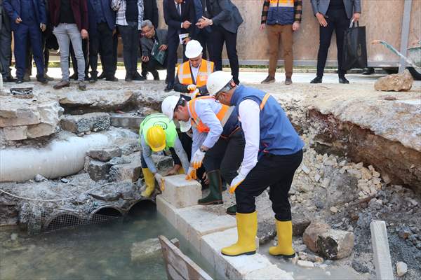 Şanlıurfa'daki Tarihi Balıklıgöl'de Zemin Güçlendirme Ve Restorasyon Çalışması Başlatıldı