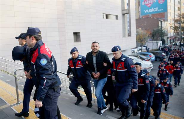 Eskişehir merkezli enerji nakil kablosu hırsızlığı operasyonunda yakalanan 26 şüpheli adliyede