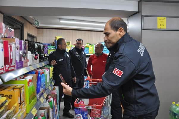 Mersin'de Tarihi Geçmiş 12 Ürün Bulunan Zincir Marketin Şubesine Para Cezası