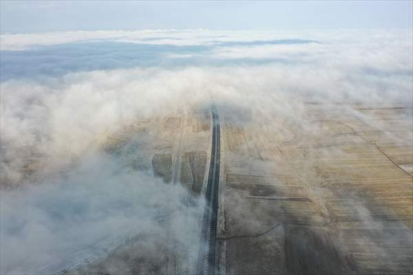 Kars Ovası'nda Oluşan Sis Bulutu Havadan Görüntülendi