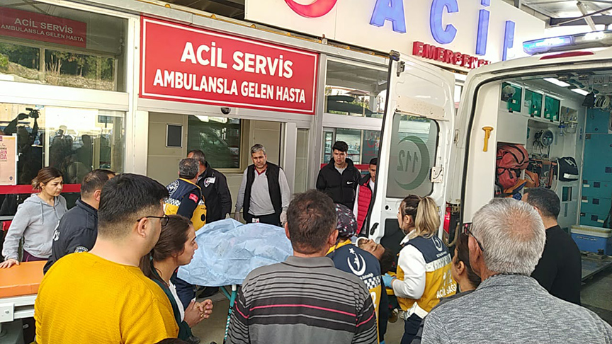 Adana'da 1 Kişinin Öldüğü, 36 Kişinin Yaralandığı Kazaya İlişkin Sürücü Tutuklandı