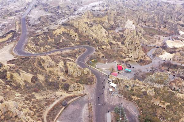 Kapadokya'da ulaşıma kapatılan yolun çevresindeki tarihi mekanlar kurtarılacak