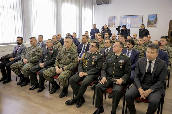 Türkçe Öğrenen Bosna Hersekli Askerlere Sertifikaları Takdim Edildi