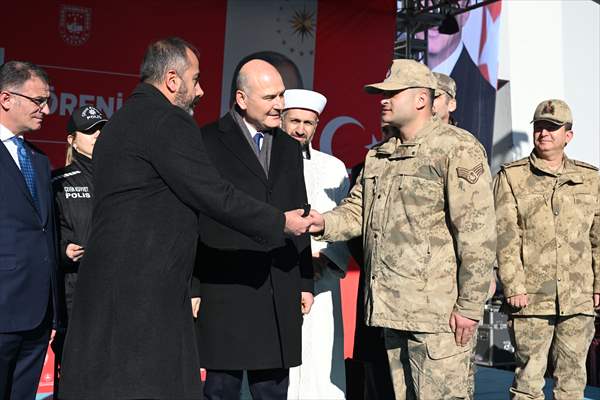 İçişleri Bakanı Soylu, Van'da Araç Teslim Törenine Katıldı: