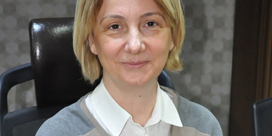Emine Zeybek Biyografisi