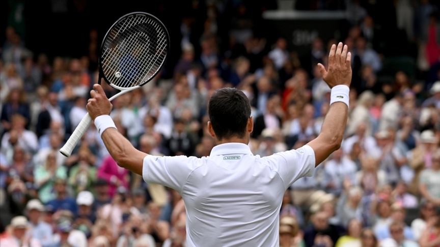 Wimbledon'da çeyrek finale yükselen yarışmacılar Djokovic ve Jabeur oldu