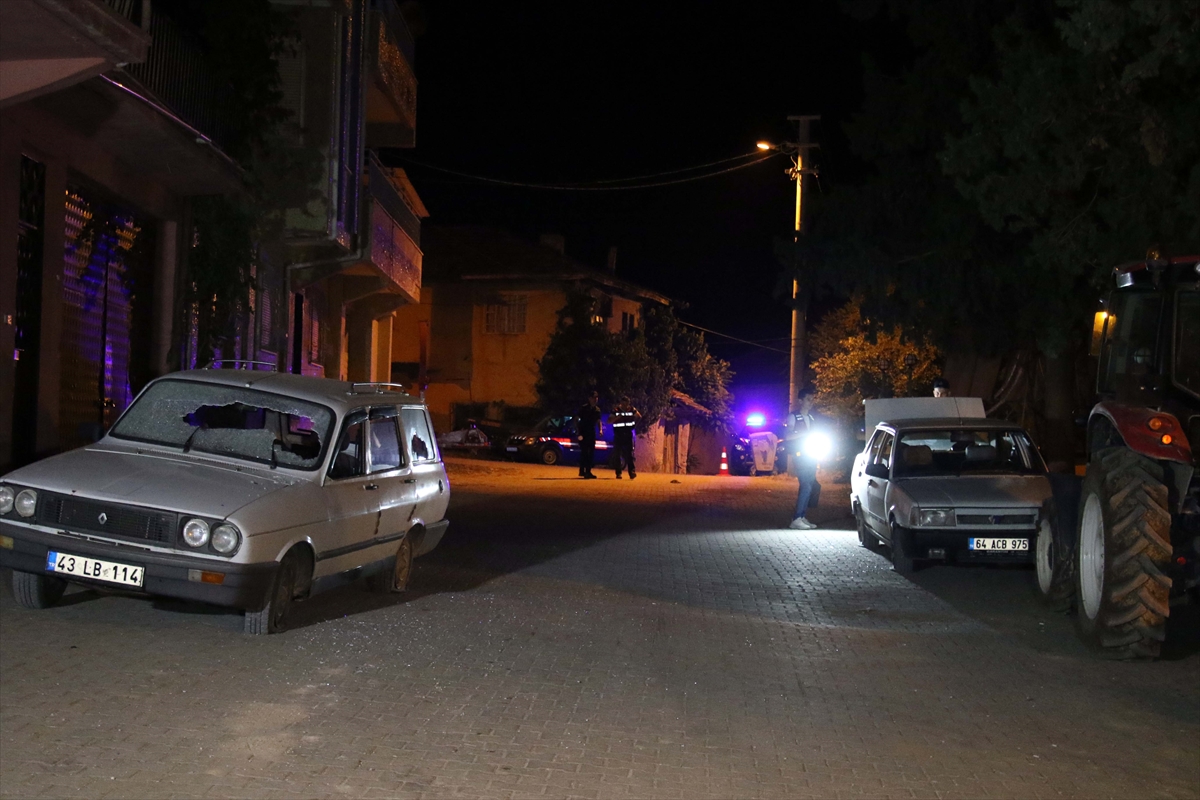Uşak'ta Silahlı Kavga Çıktı1 kişi öldü 