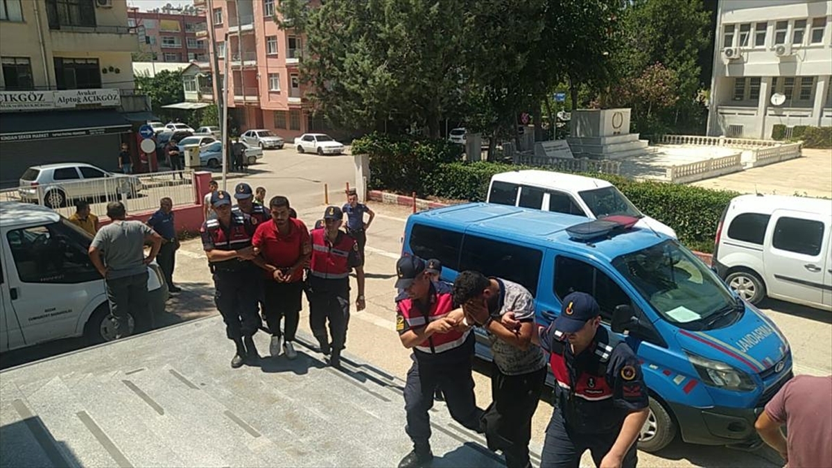 Adana'da 1 Kişinin Öldüğü, 2 Kişinin Yaralandığı Kavganın 3 Şüphelisi Tutuklandı