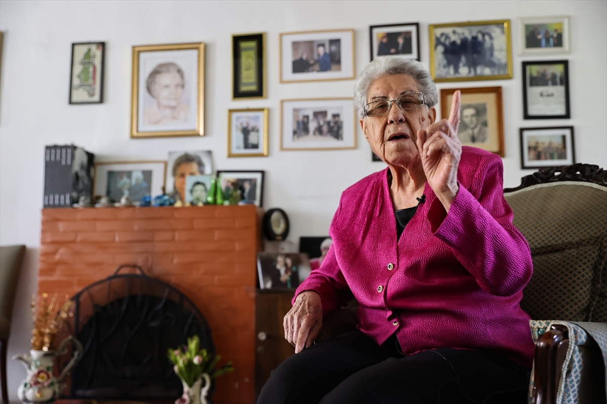Filistin'de Tarihe Tanıklık Eden 90 Yaşında Bir Eğitim Gönüllüsü: Mahira Öğretmen