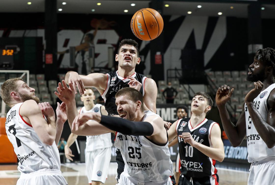 Beşiktaş, ABD'li Basketbolcu Jordan Usher'ı Renklerine Kattı