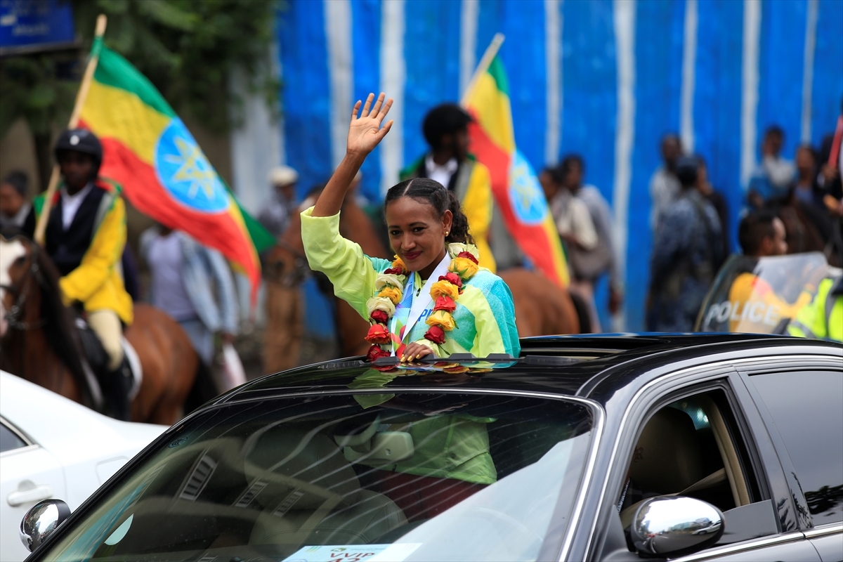 Dünya Şampiyonası'nda 10 Madalya Alan Etiyopyalı Atletler Kahramanlar Gibi Karşılandı