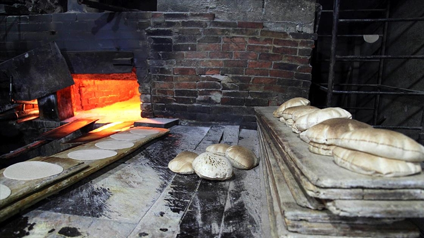 Lübnan Ticaret Bakanı Ülkedeki Ekmek Krizinin 2 Gün Sonra Çözüleceğini Açıkladı