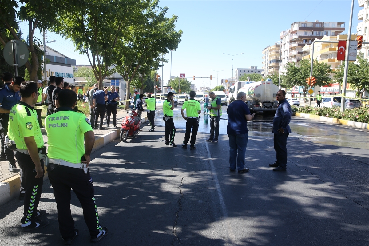 Motosiklete Çarpan Sürücü Tutuklandı