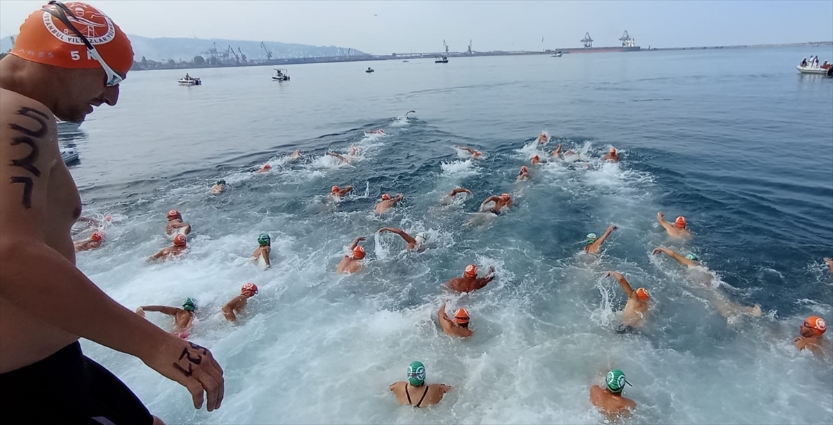 Zonguldak'ta 3. Uluslararası Açık Su Yüzme Yarışları Düzenlendi