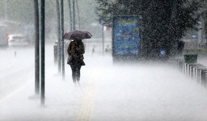 AFAD uyardı! İstanbul, Kocaeli, Zonguldak, Düzce ve Sakarya için Kuvvetli Yağmur ve Fırtına