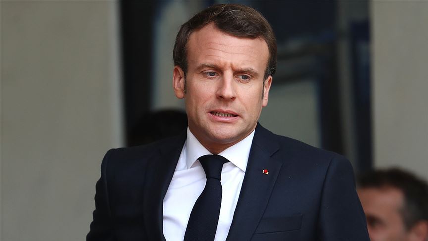 Fransa'da Çevreci Vekiller Jetski Kullanan Macron'u 