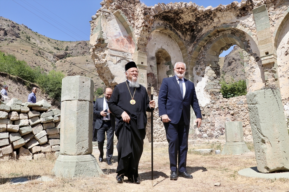 Fener Rum Patriği Bartholomeos’tan Gümüşhane’deki Tarihi Süleymaniye Mahallesi’ne Ziyaret