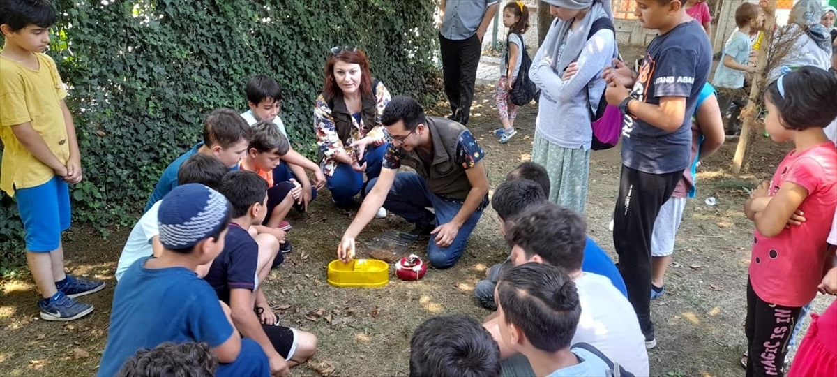 Hayvansever Çocuklar Can Dostlarını Unutmadı