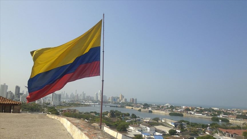 Kolombiya'da Silahlı İsyancı Örgüt ELN 5 Asker İle 1 Polisi Serbest Bıraktı